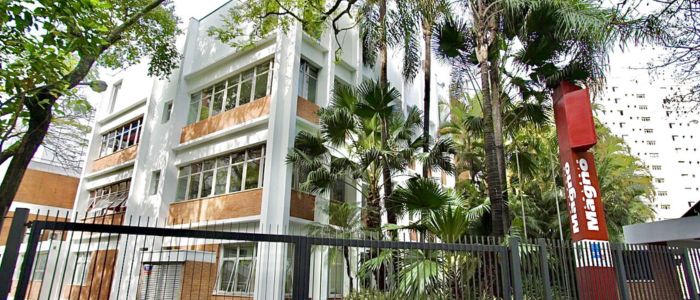 Colégio Magno: 3 min