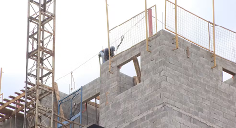 Instituto Bueno Netto e Fundo Social oferecem cursos gratuitos para formar profissionais para a construção civil