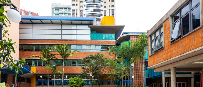 Escola Móbile: 6 Min